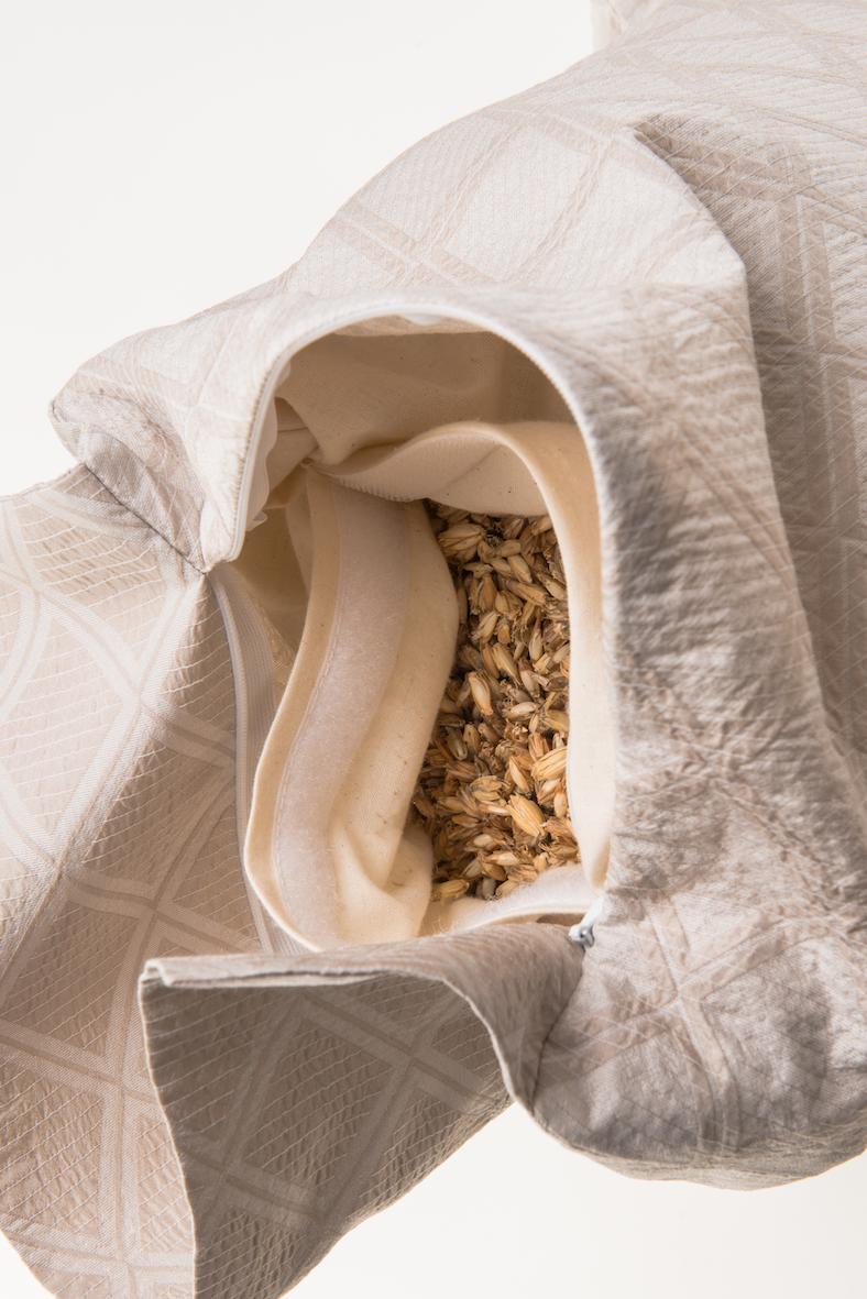 Iris Cushion