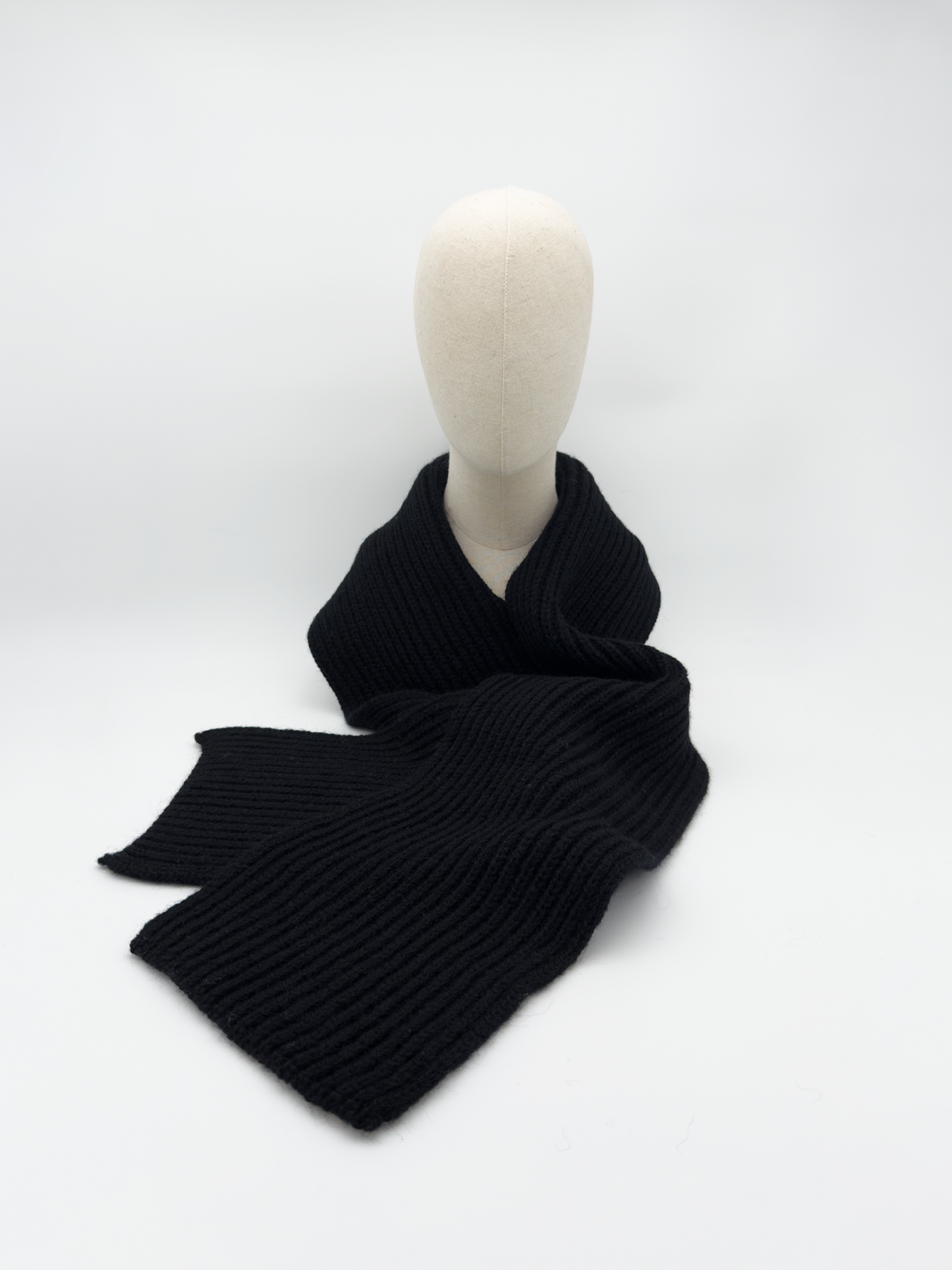 Wool Scarf In Black