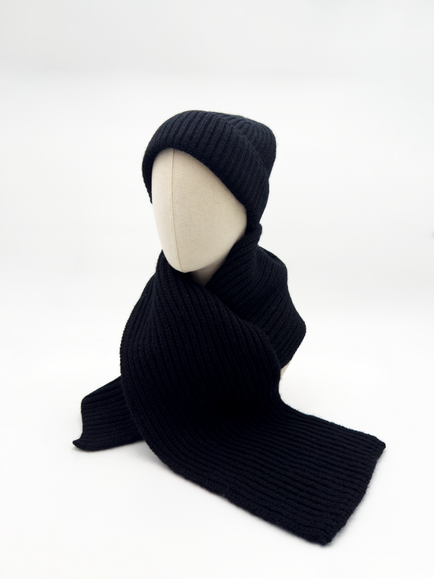 Wool Scarf In Black