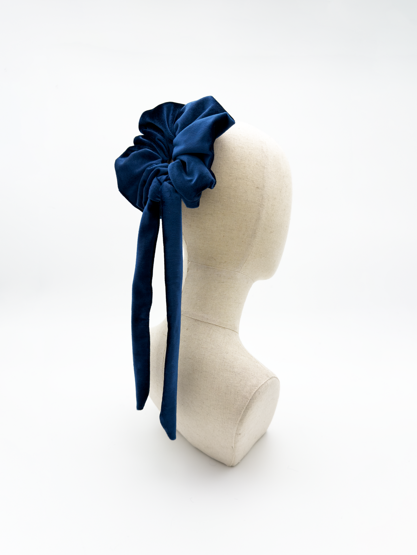 Scrunchie In Royal Blue Knot Tail